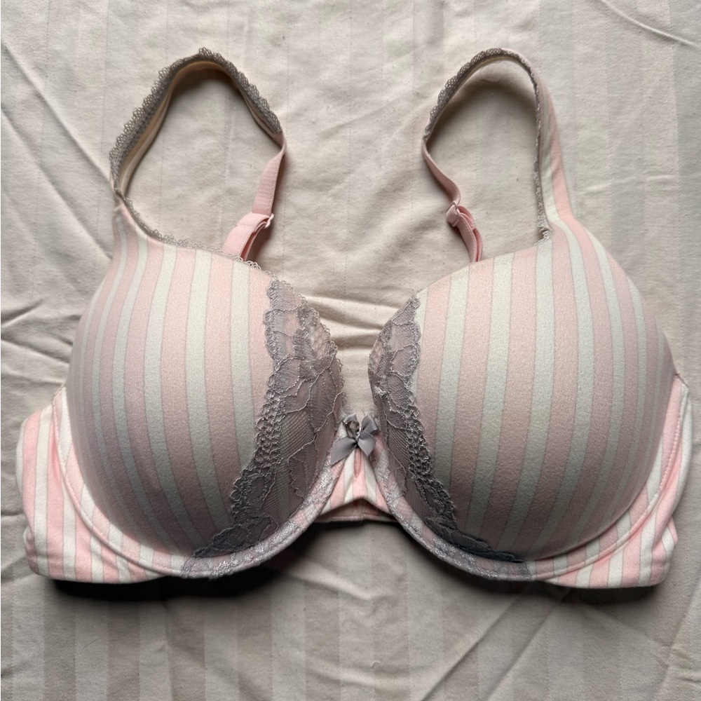 Victoria's Secret perfect shape bra. Sz 34D